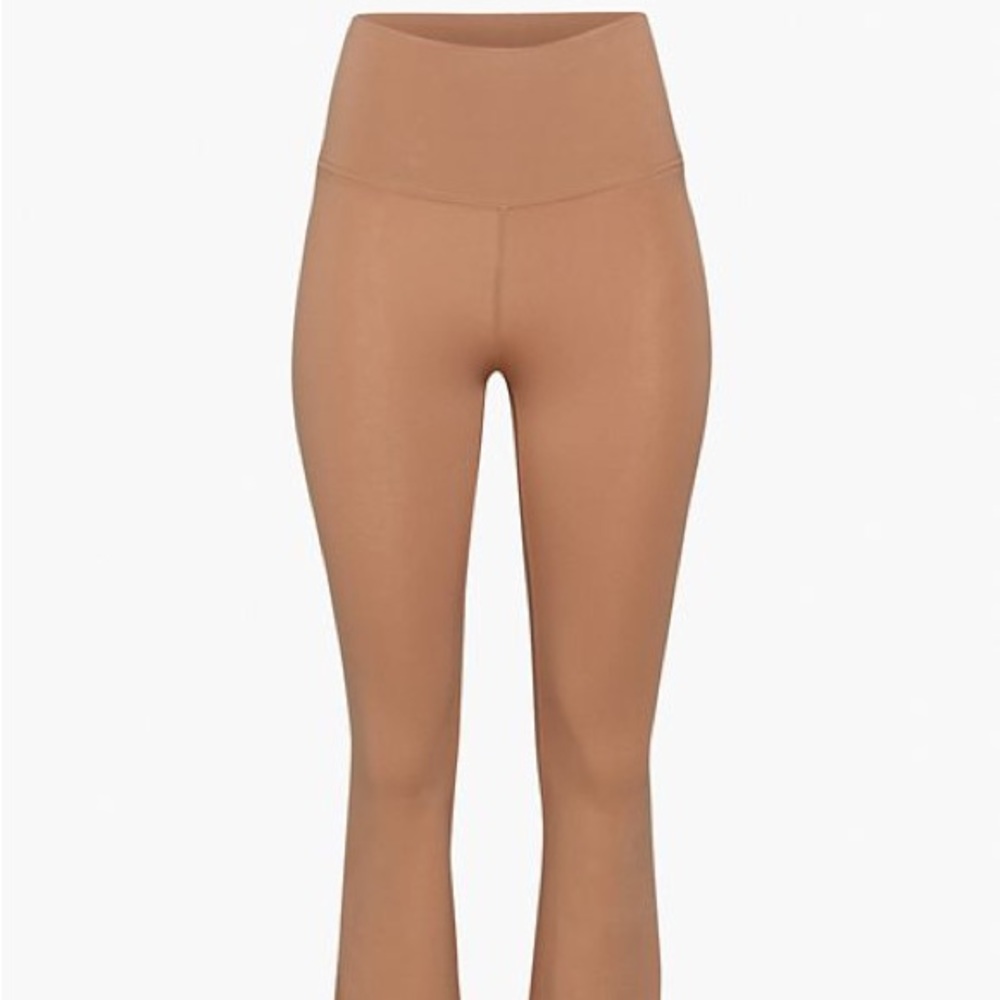 Aritzia TNA flare leggings
